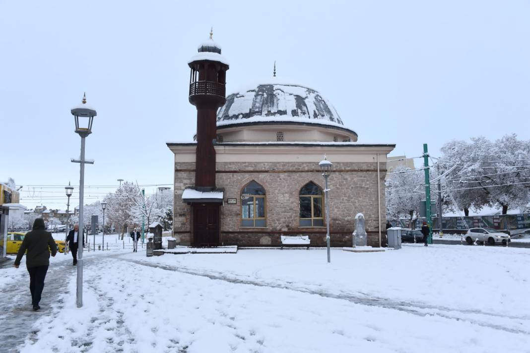 Konya’da nefesler tutuldu! Kar yağışına artık saatler var 13